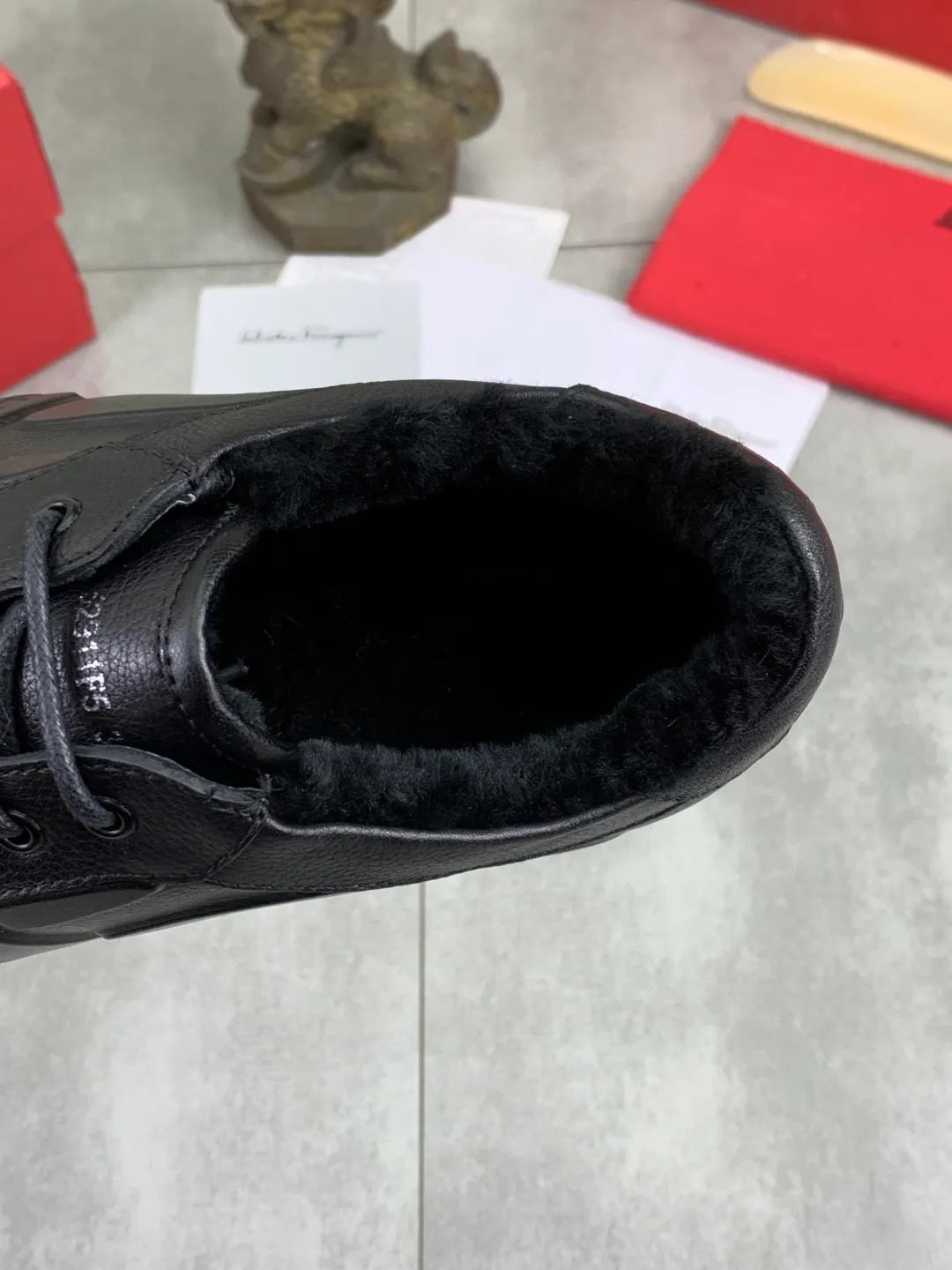 Men's Men's Shoes P560💰[New Style] Maoli 🆘[Salvatore Ferragamo] Ferragamo's latest casual business leather shoes for men! Listed simultaneously! The fabric is made of specially imported original calfskin, the lining is made of imported warm fleece, and the original combination outsole is absolutely luxurious and leads the fashion trend. Matching code: 39-44 (45 customized) 5️⃣ colors available